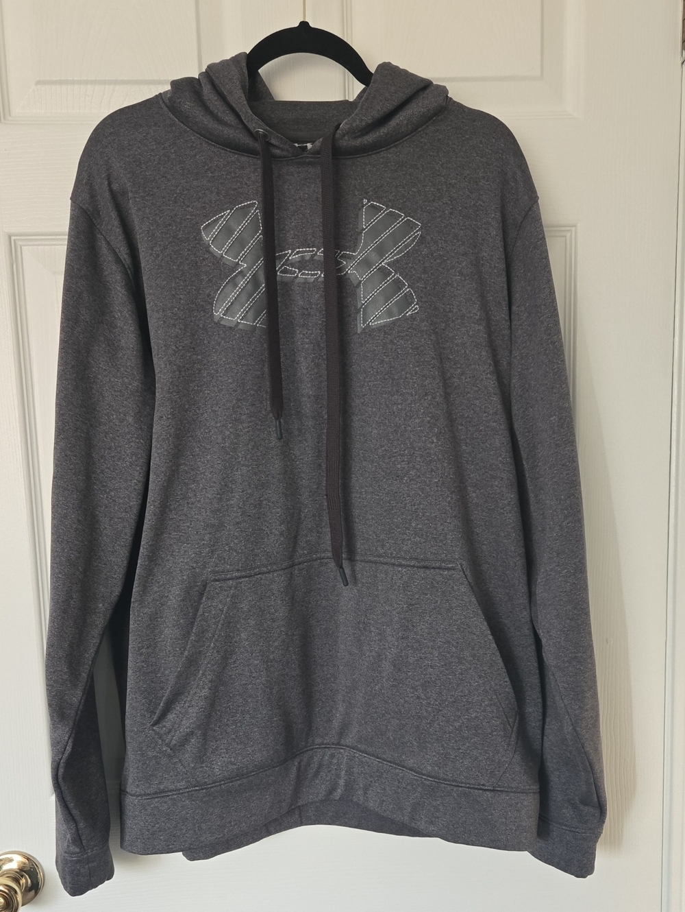 Under Armour Men’s Charcoal Gray Hooded Pullover Sweatshirt